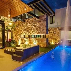 Meet your Posher, Gerardo